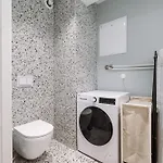 Apartment Large With Sea View And Parking *